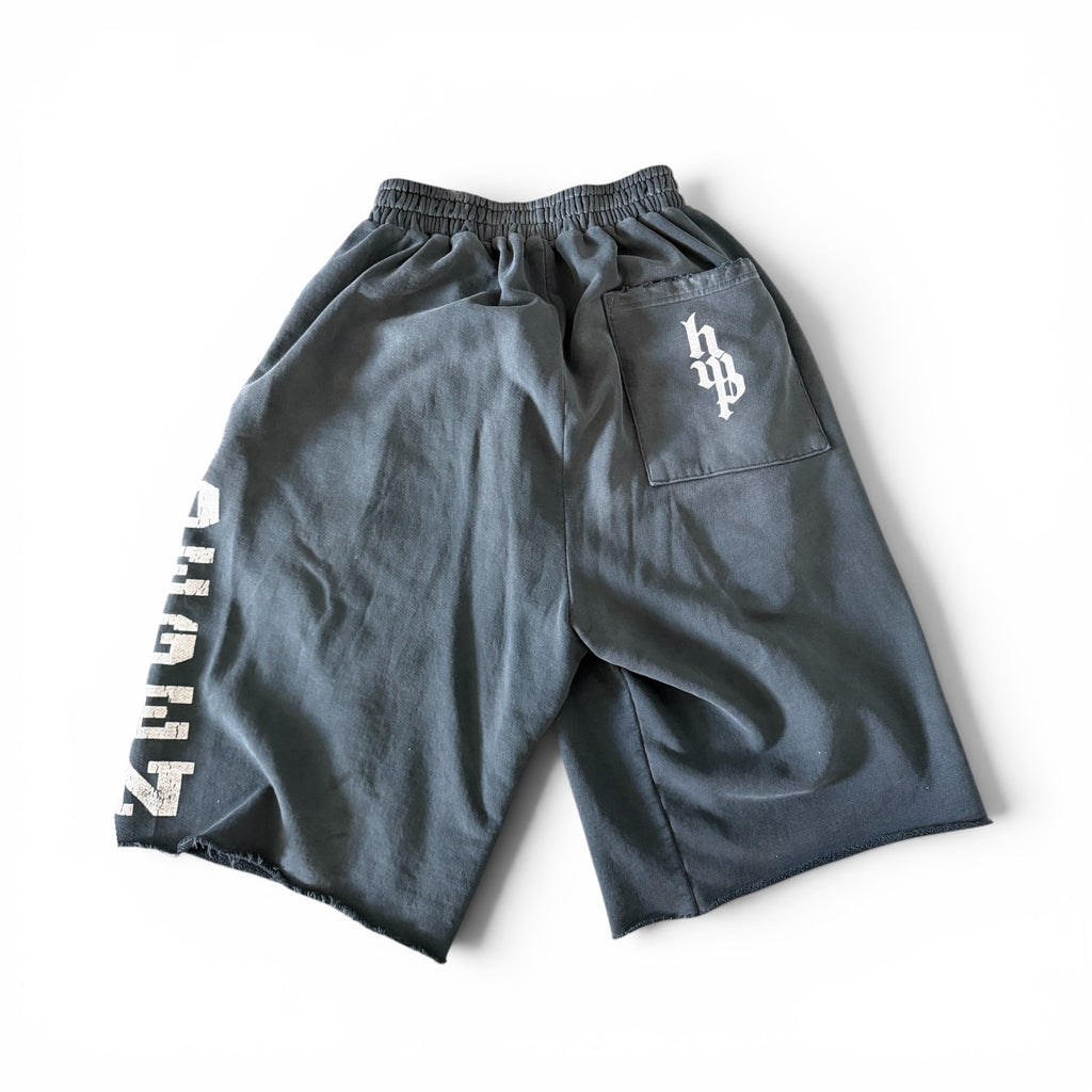 HEAVYWEIGHT DEGEN. 3/4 SHORT